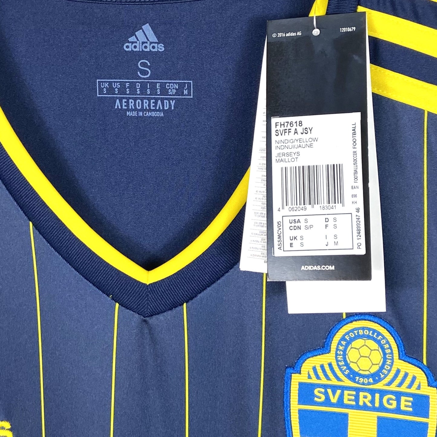 BNWT 2020 2021 Sweden Adidas Away Football Shirt ISAK 11 Men's Small