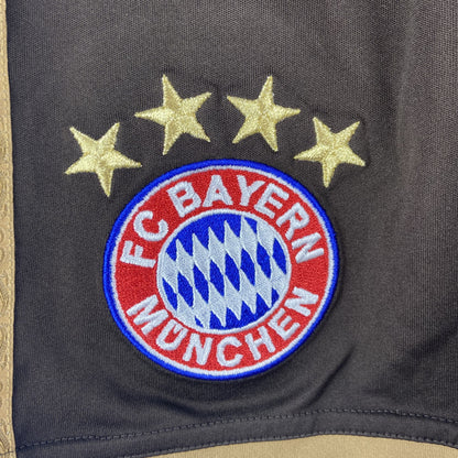 BNWT 2013 2014 Bayern Munich Adidas Away Football Shorts Men's Small